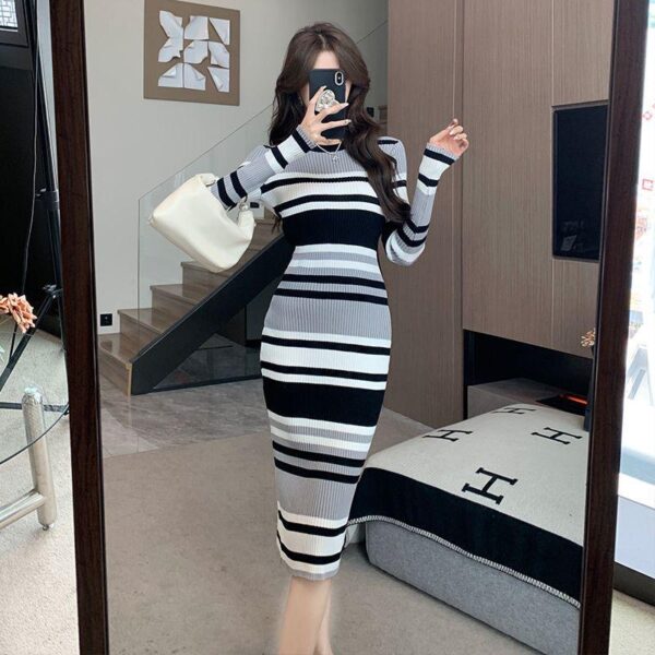 Women's Wholesale 2023 Autumn Winter New Product Striped Knitted Dress