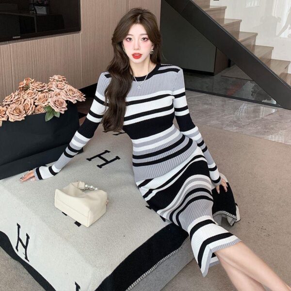 Women's Wholesale 2023 Autumn Winter New Product Striped Knitted Dress - Image 2