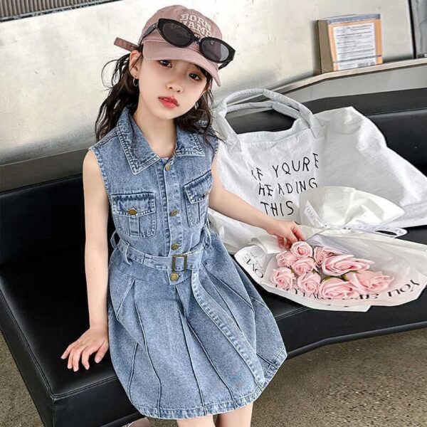 New Stylish Teenager Girls Washed Blue Turn-down Collar Sleeveless Jean Dress - Image 3