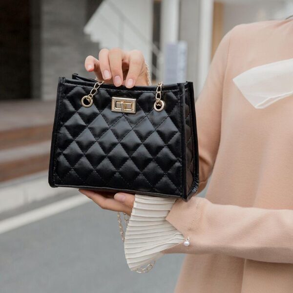 2024 Hot Sale Small Square Chain Women Handbags - Image 3