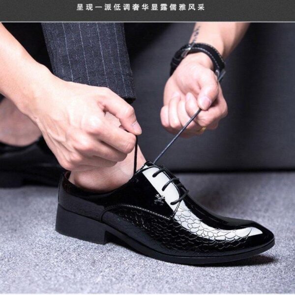 Men's new leather shoes British Korean version pointed toe formal business versatile casual shoes trendy lace-up young men's shoes - Image 4