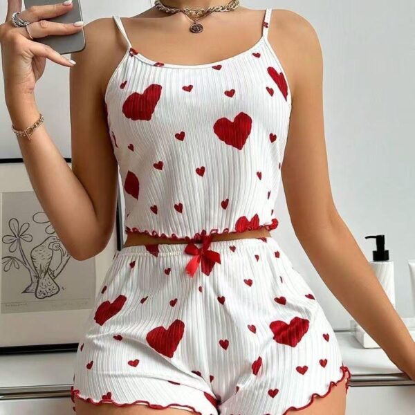 Newest popular 2024 Heart shaped print contrast color home wear front slit halter pajamas set wholesale - Image 6