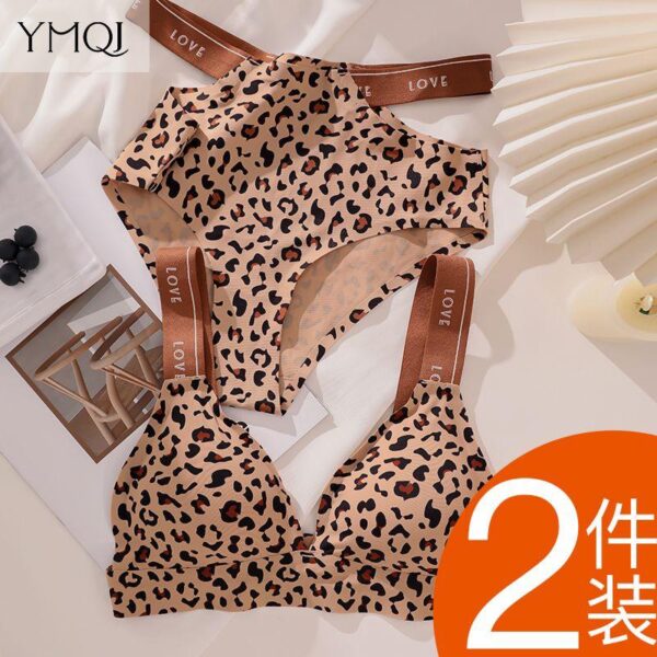 Underwireless bra set sexy leopard print personality European and American style outer expansion beautiful back underwear women's traceless ice