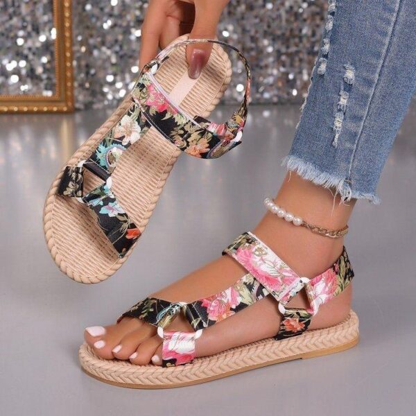 Cross-border foreign trade 2024 summer new flat women's Velcro fashion printed large size women's sandals in stock - Image 2