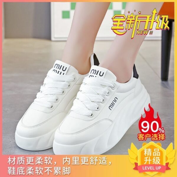 Authentic broken size] Stepping on shit soft-soled small white shoes women's 2024 autumn new thick-soled board shoes non-slip sneakers - Image 2