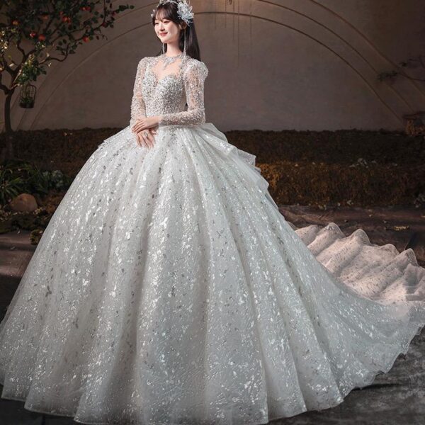 ZX-593 Long sleeve deep v-neck French wedding dress 2023 new heavy industry wind drag tail bride main yarn