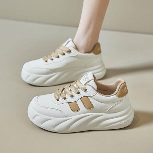 Woodpecker Spring 2024 Summer New Casual Sneakers Women's Casual Nonslip Sneakers Soft Sole Small White Shoes Women