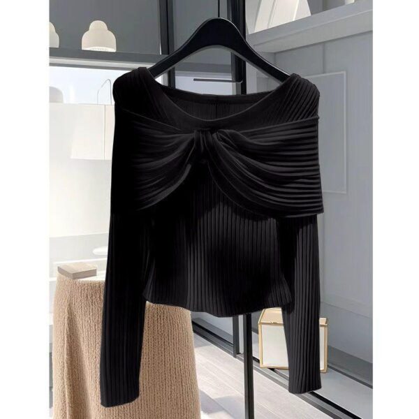 Solid colour knitted undershirt women's underwear early autumn unique design niche slim long-sleeved collarbone top - Image 2