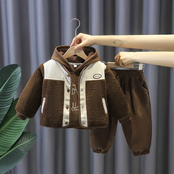 Children's set winter new wool sweater boys plush winter clothing children's baby western style three-piece sweatshirt trend - Image 2