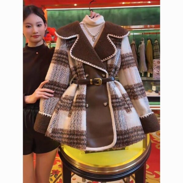 Xiaoxiang style tweed coat women's 2024 autumn and winter new style this year's popular high-end super beautiful tweed coat