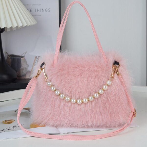 2024 winter new fashion pearl Korean version plush cross-body bag furry cute female commuter Carry-on shoulder bag - Image 3