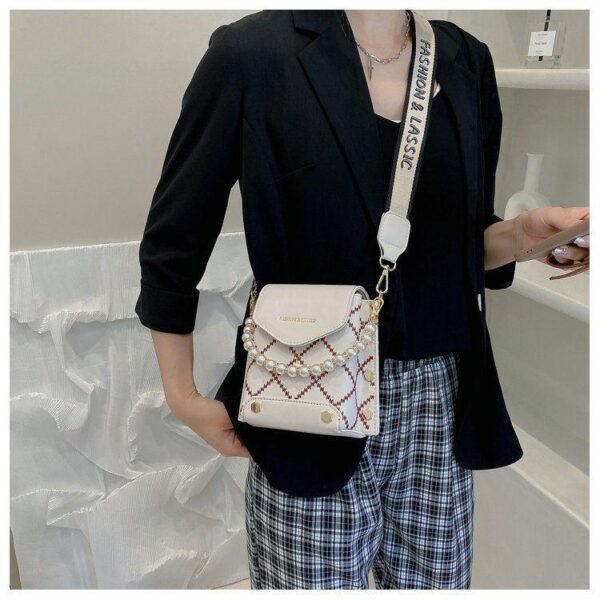 Pearl handbag 2023 new versatile fashion ins small bag versatile foreign temperament cross-body bag - Image 2