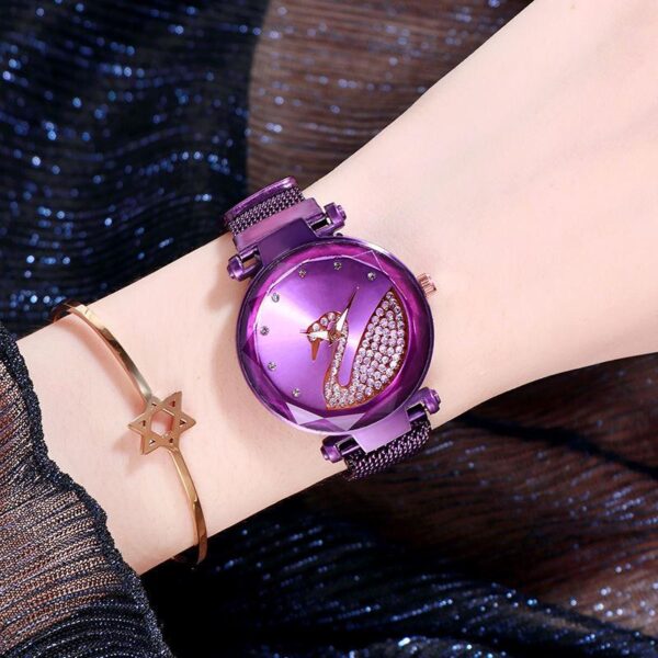 Light luxury diamond-encrusted little swan watch women's student waterproof Korean version bracelet niche lazy Magnetic mesh belt quartz watch