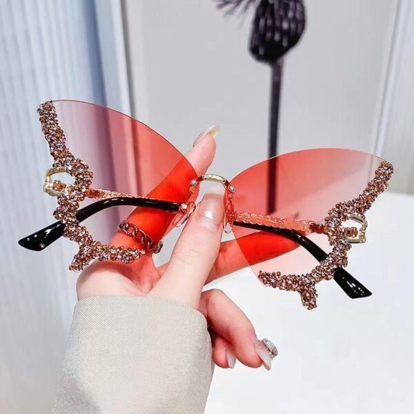 Sunglasses Women's 2024 Large Frame Diamond Butterfly Fashion Photography Performance Props Glasses Women's Sunglasses Anti-UV - Image 5